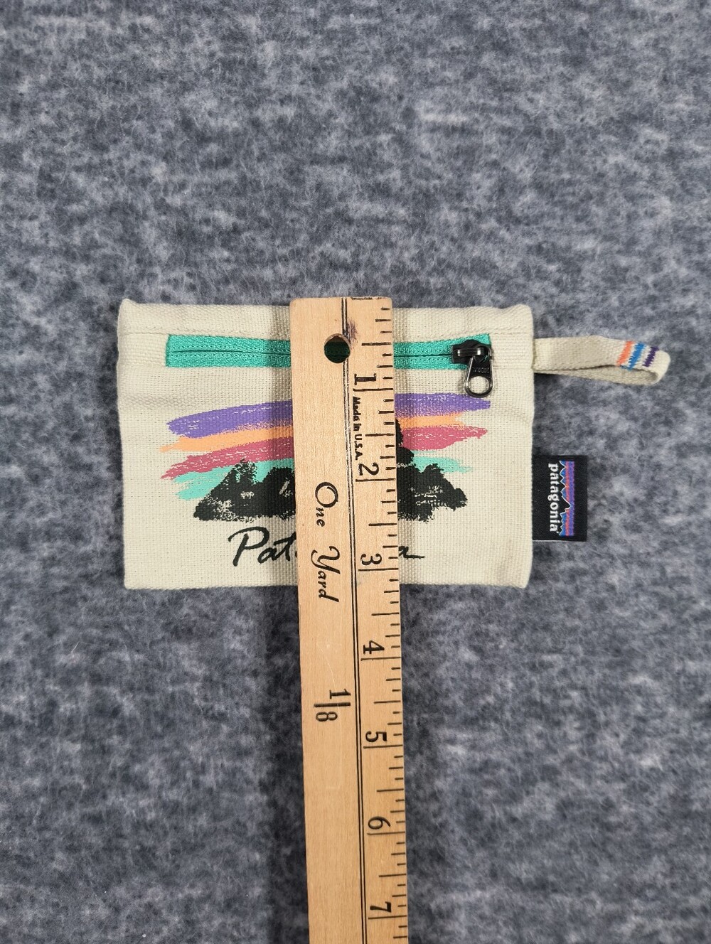 Patagonia zip coin purse - Picture 3 of 10